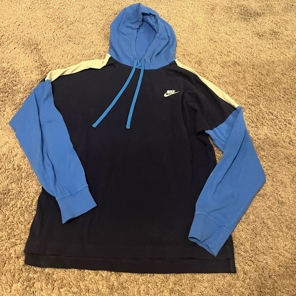 Men’s NIKE pullover